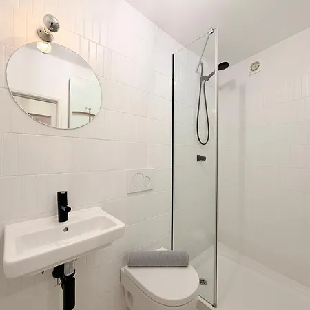 Out Alfama 2e Apartamento