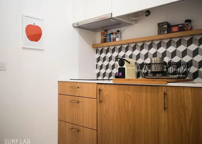 Home Out Alfama شقة