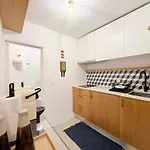 Out Alfama 2e Apartment Lisbon